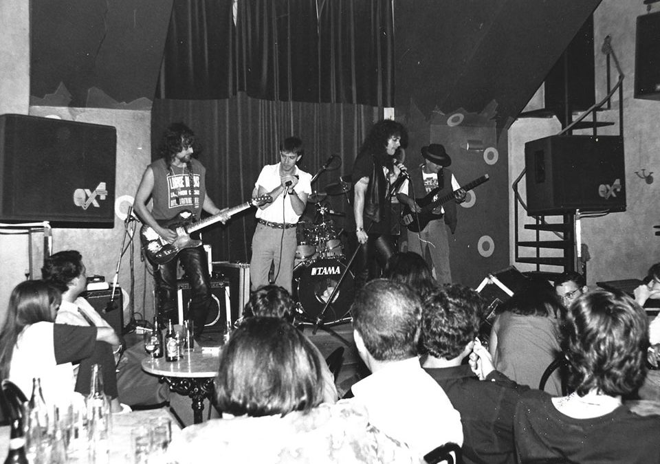 Cierra el mítico Clan Cabaret